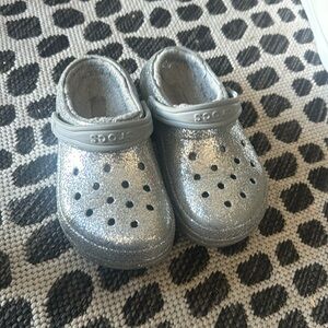 Girls crocs 13